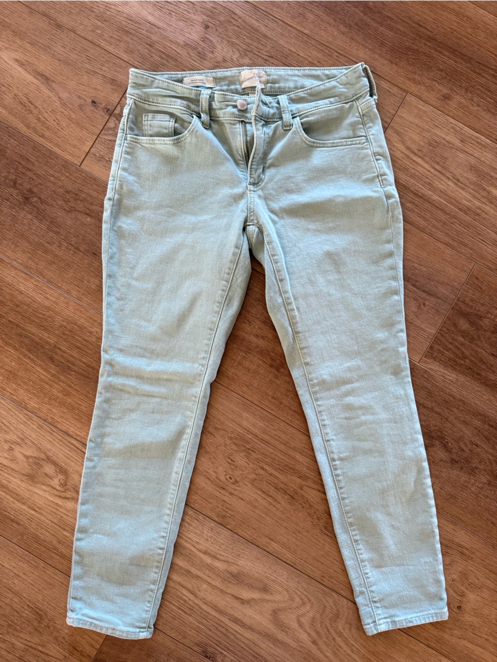 Women's Light Sage Skinny Crop Jeans